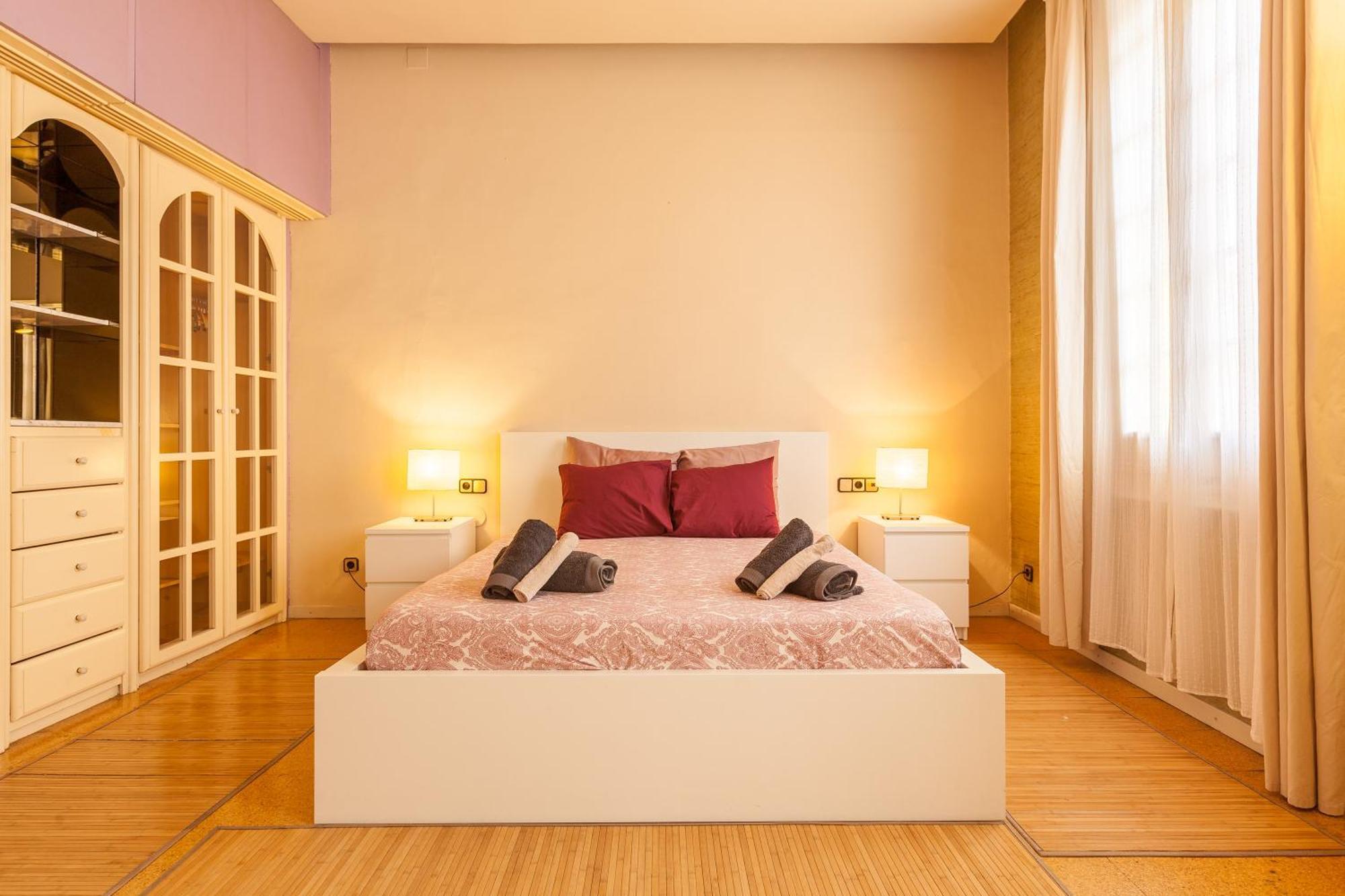 Sant Pere Apartment Mataro Ngoại thất bức ảnh